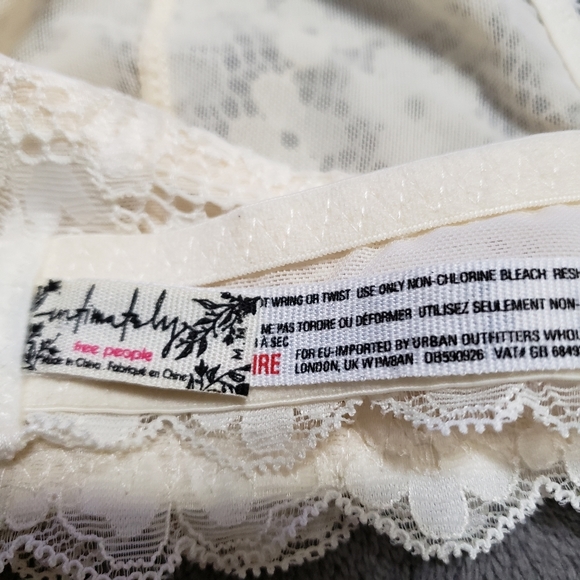 Free People Lace Halter Bralette - Picture 3 of 8